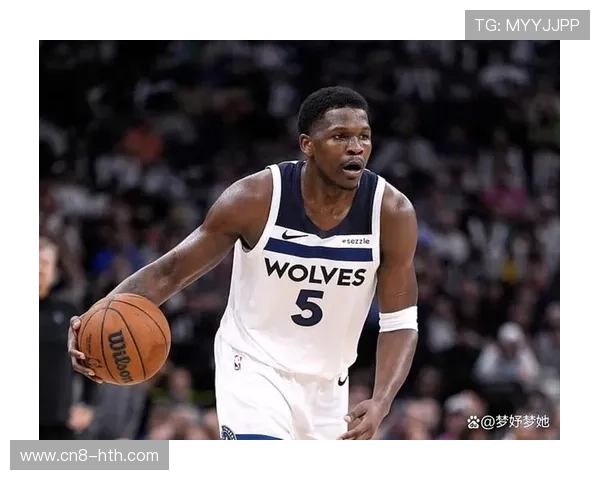 江苏主场鏖战青岛，爱德华兹突破难挽败局